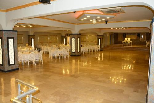 Star Balo Davet Salonu Geniş Açı İç Mekanı