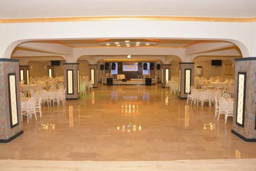 Star Balo Davet Salonu'nda Geniş Açı İç Mekan Görünümü